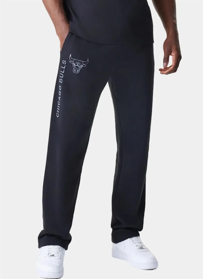 New Era NBA Chicago Bulls Linear Sweat