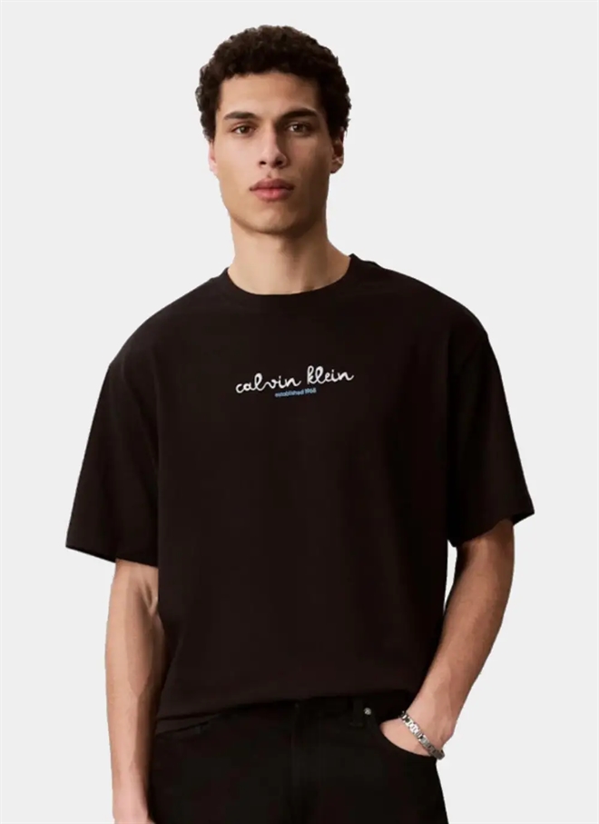Calvin Klein 16s Travel Lines T-Shirt