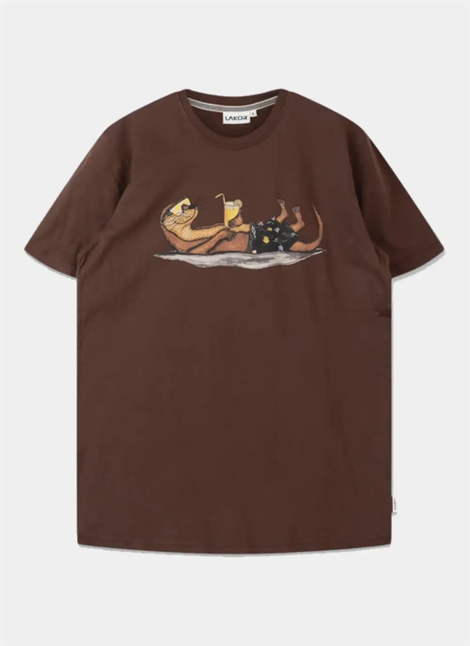 Lakor An Otter Vacation T-Shirt