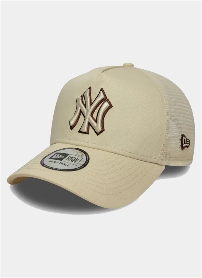 New Era NY Yankees MLB Outline Trucker
